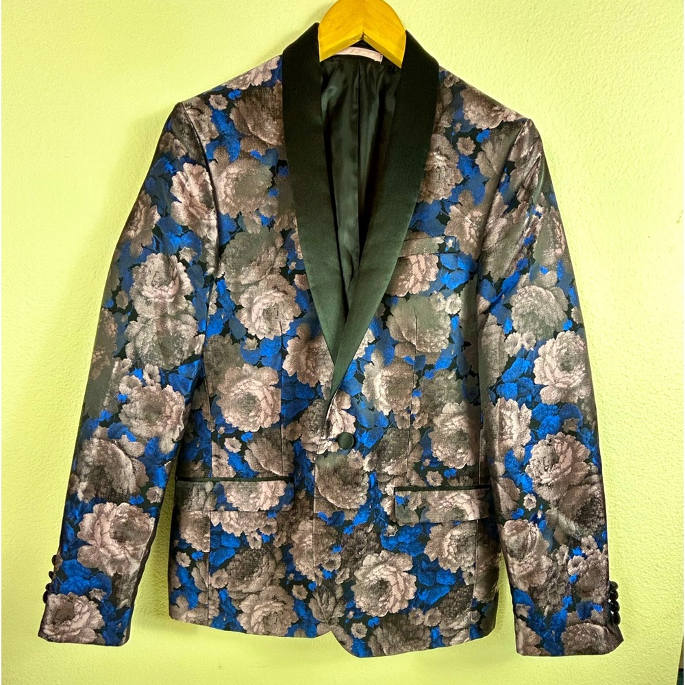 New River Island Brocade Blue Blazer with Lilac Colored Flowers, Size (U…